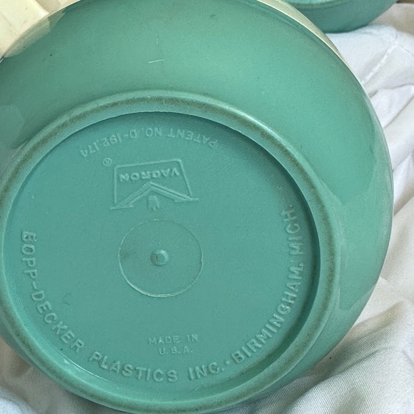 Vintage Vacron Blue and Ivory Mugs Made in USA - Picture 6 of 6